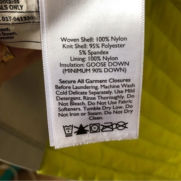 Eddie Bauer Down Filled Puffer Vest With Side Stretch Panels. - Picture 9 of 9